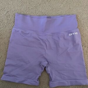 DFYNE dynamic purple shorts